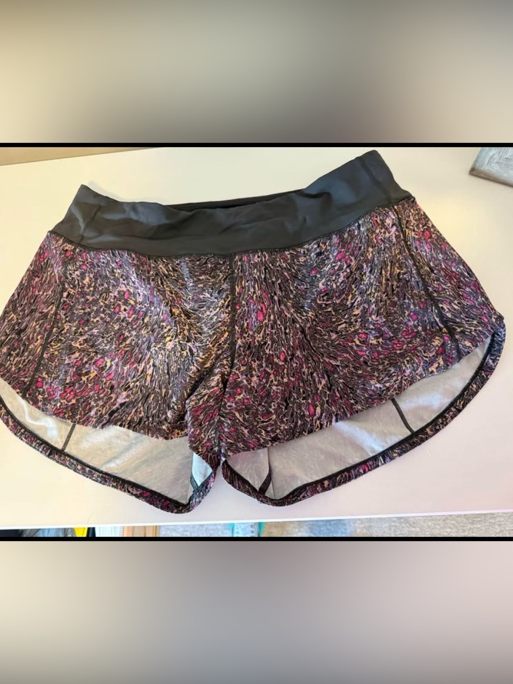 Lululemon Speed Up MR Short 4"